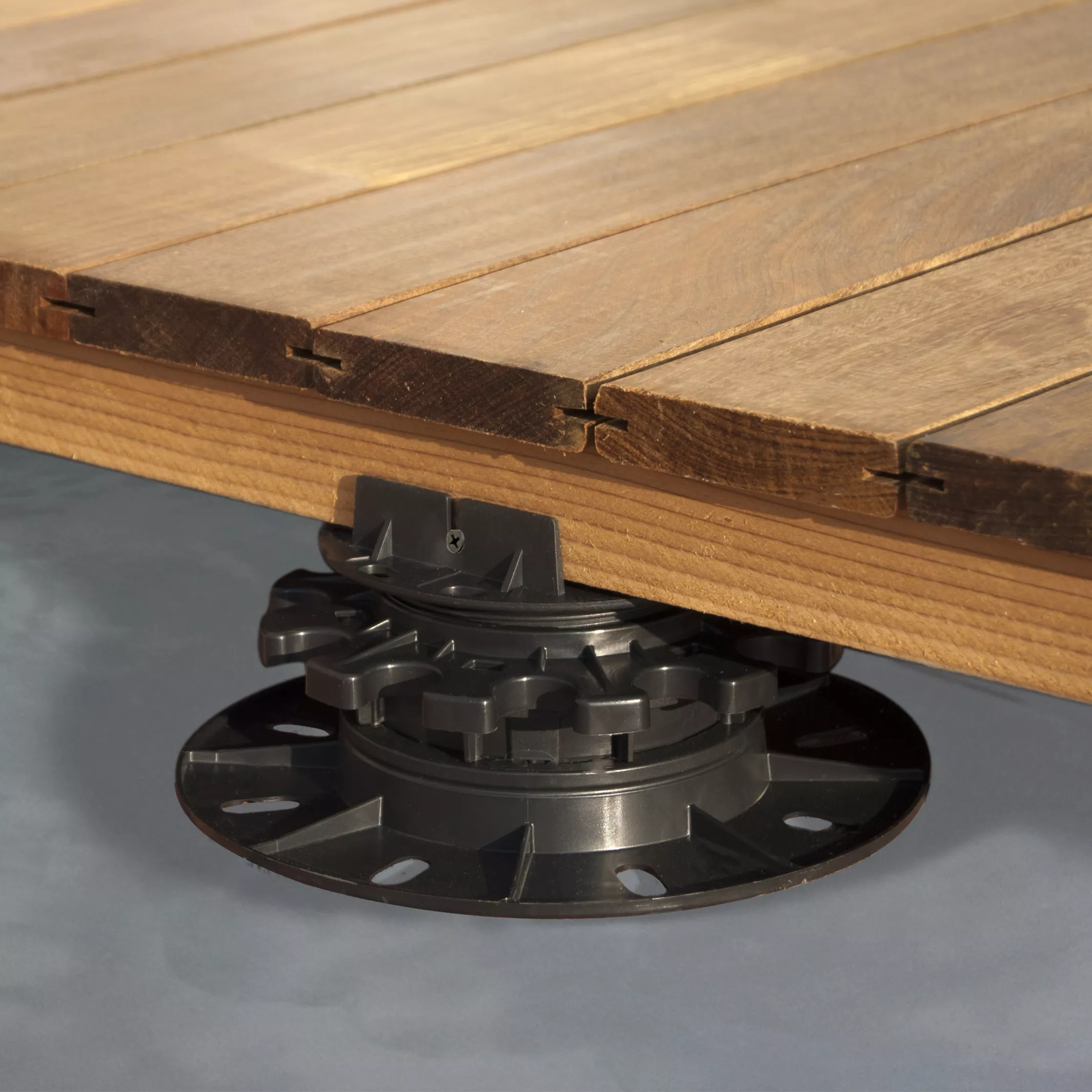 Blooma Deck Riser (L) 35mm, Pack Of 10 3 Blooma Deck Riser (L) 35mm, Pack Of 10