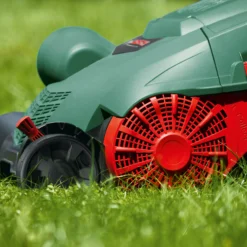 Bosch Lawn & Garden Universalrake900 320mm Corded Raker -Garden Store bosch lawn garden universalrake900 320mm corded raker4059952574387 03i bq