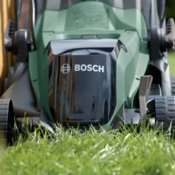 Bosch Power For All EasyRotak 36-550 Cordless 36V Rotary Lawnmower 19 Bosch Power For All EasyRotak 36-550 Cordless 36V Rotary Lawnmower -Garden Store bosch power for all easyrotak 36 550 cordless 36v rotary lawnmower4059952505558 09i bq