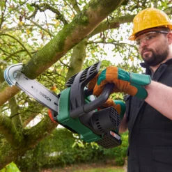 Bosch Power For All UniversalChain18 Cordless Chainsaw -Garden Store bosch power for all universalchain18 cordless chainsaw3165140925662 04bq