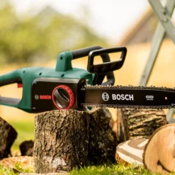 Bosch UniversalChain35 1.8W Mains Fed Corded 350mm Chainsaw 10 Bosch UniversalChain35 1.8W Mains Fed Corded 350mm Chainsaw -Garden Store bosch universalchain35 1 8w mains fed corded 350mm chainsaw4059952608167 03i bq