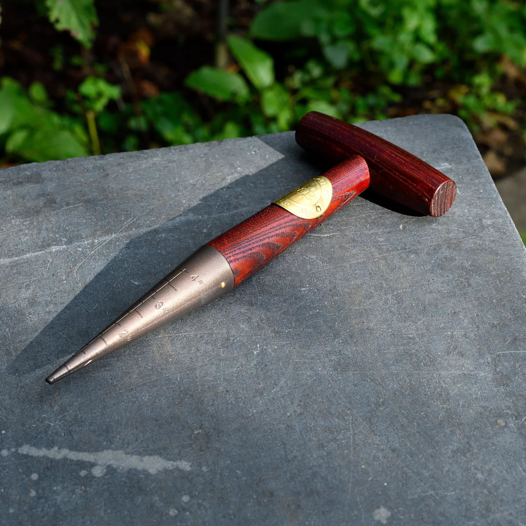 Burgon & Ball National Trust Wood Dibber 5 Burgon & Ball National Trust Wood Dibber - Image 3