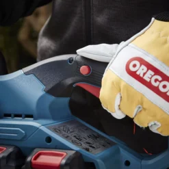 Erbauer ECSG18-Li 18V Cordless 300mm Chainsaw -Garden Store erbauer ecsg18 li 18v cordless 300mm chainsaw5059340463117 08i