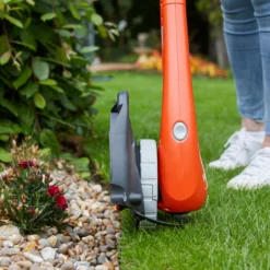 Flymo EasiTrim 250 18V 250mm Cordless Grass Trimmer 17 Flymo EasiTrim 250 18V 250mm Cordless Grass Trimmer -Garden Store flymo easitrim 250 18v 250mm cordless grass trimmer7392930760943 03i bq