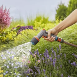 Gardena 4 Function Hose Spray Gun -Garden Store gardena 4 function hose spray gun4078500044561 02i bq