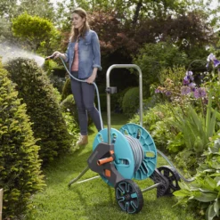 Gardena Aquaroll Freestanding Manual Hose Reel Set (L)20m -Garden Store gardena aquaroll freestanding manual hose reel set l 20m4078500032872 02i bq