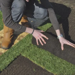 Lawn Turf, 33m² Pack 12 Lawn Turf, 33m² Pack -Garden Store lawn turf 33m pack3663602195085 03i