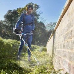 Mac Allister 33cc Petrol MBCP33-4 Brushcutter -Garden Store mac allister 33cc petrol mbcp33 4 brushcutter5059340124322 01i