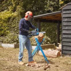 Mac Allister MCS1825-Li 18V Cordless 254mm Chainsaw -Garden Store mac allister mcs1825 li 18v cordless 254mm chainsaw5059340370170 01i