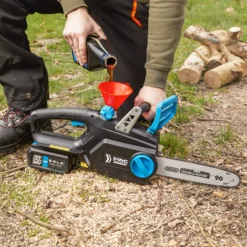 Mac Allister MCS1825-Li 18V Cordless 254mm Chainsaw -Garden Store mac allister mcs1825 li 18v cordless 254mm chainsaw5059340370170 04i