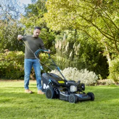 Mac Allister MLMP550SP46-M&S 140cc Petrol Rotary Lawnmower 16 Mac Allister MLMP550SP46-M&S 140cc Petrol Rotary Lawnmower -Garden Store mac allister mlmp550sp46 m s 140cc petrol rotary lawnmower5059340124506 01i