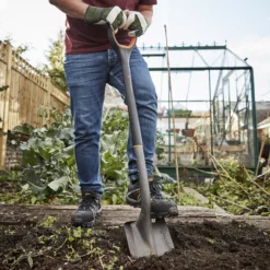 Magnusson Square Digging Spade 17 Magnusson Square Digging Spade -Garden Store magnusson square digging spade5059340086668 01i