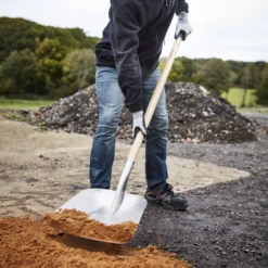 Magnusson Square Straight Handle Snow Shovel -Garden Store magnusson square straight handle snow shovel5059340086644 01i