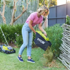 Ryobi ONE+ RLM18X33B50B Cordless 18V Rotary Lawnmower 15 Ryobi ONE+ RLM18X33B50B Cordless 18V Rotary Lawnmower -Garden Store ryobi one rlm18x33b50b cordless 18v rotary lawnmower4892210185860 07i bq