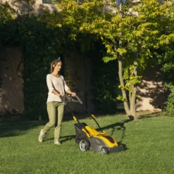 Stiga 48V Range Combi 340e Kit / 294386068/UKS Cordless 48V Rotary Lawnmower -Garden Store stiga 48v range combi 340e kit 294386068 uks cordless 48v rotary lawnmower8008984862210 01i